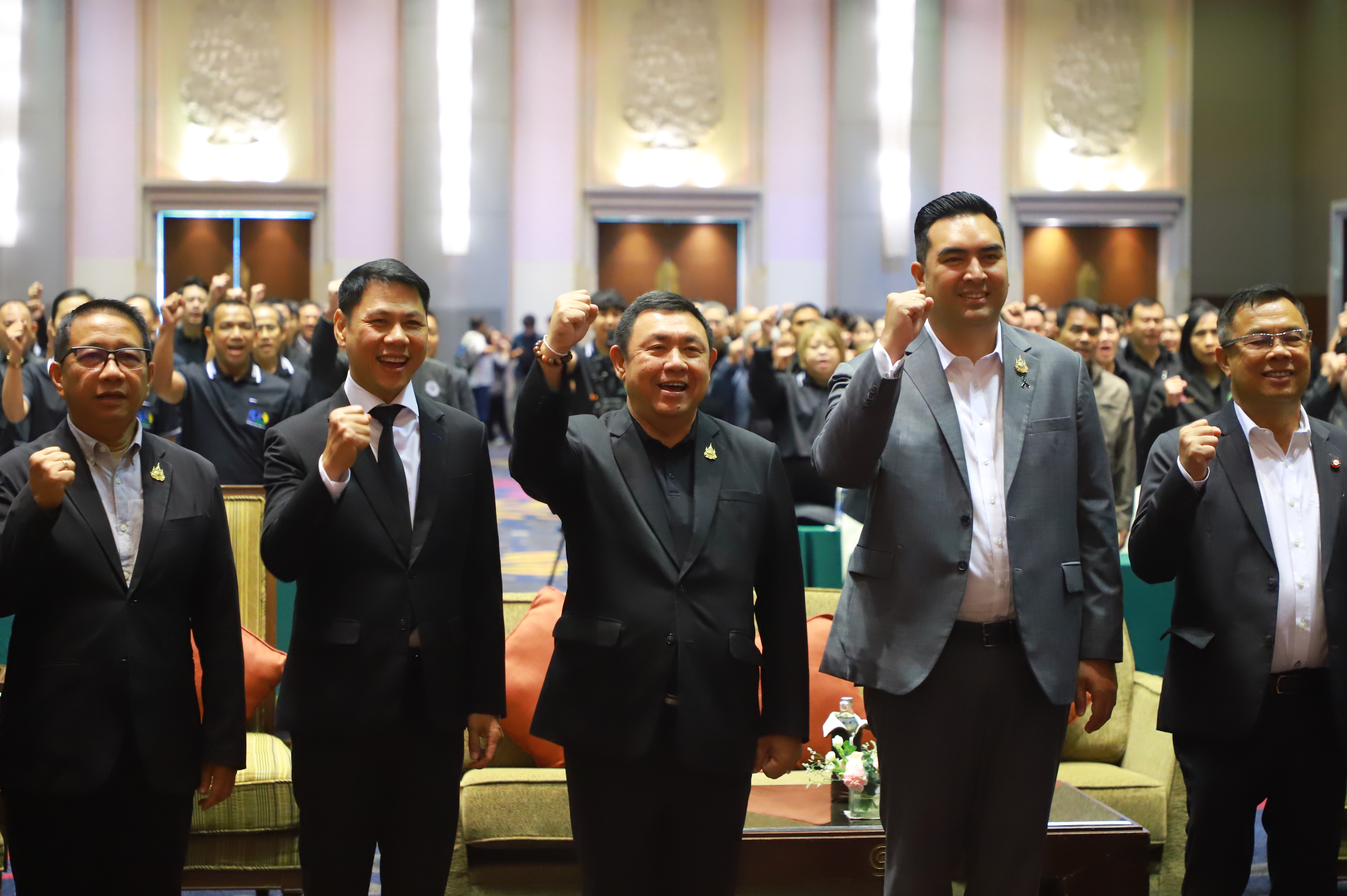 title - รมช.วัชระพล สั่งเร่งดำเนินการ บริหารจัดการที่ดินและดิน มอบสิทธิในที่ดินทำกินให้แก่เกษตรกร